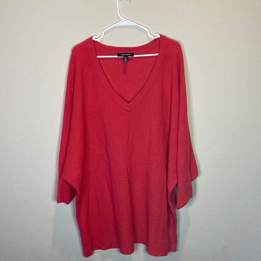 Pink long sweater. V neck. By ELLEN TRACY.